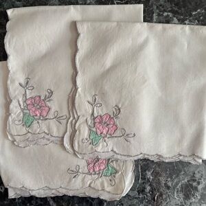 Vintage Embroidered Floral Napkins Set of 3
